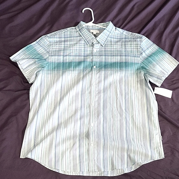 Calvin Klein XL SHIRT SLEEVE BUTTON UP